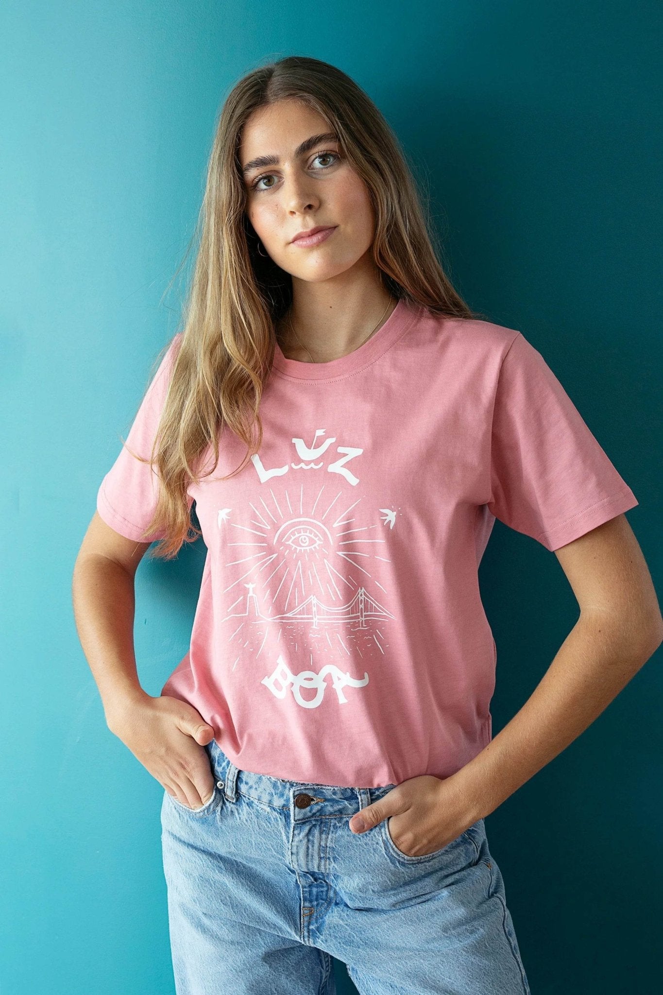 T-shirt Cidade Da Luz - Madelana A Janela