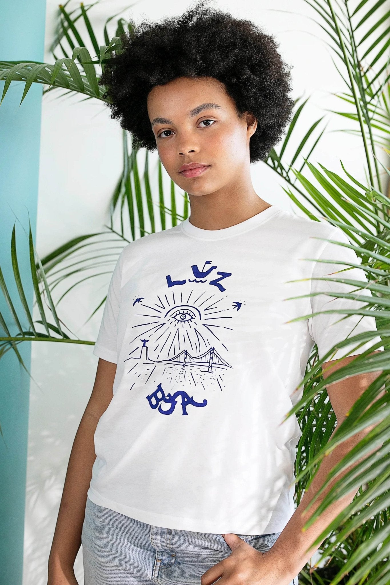 T-shirt Cidade Da Luz - Madelana A Janela