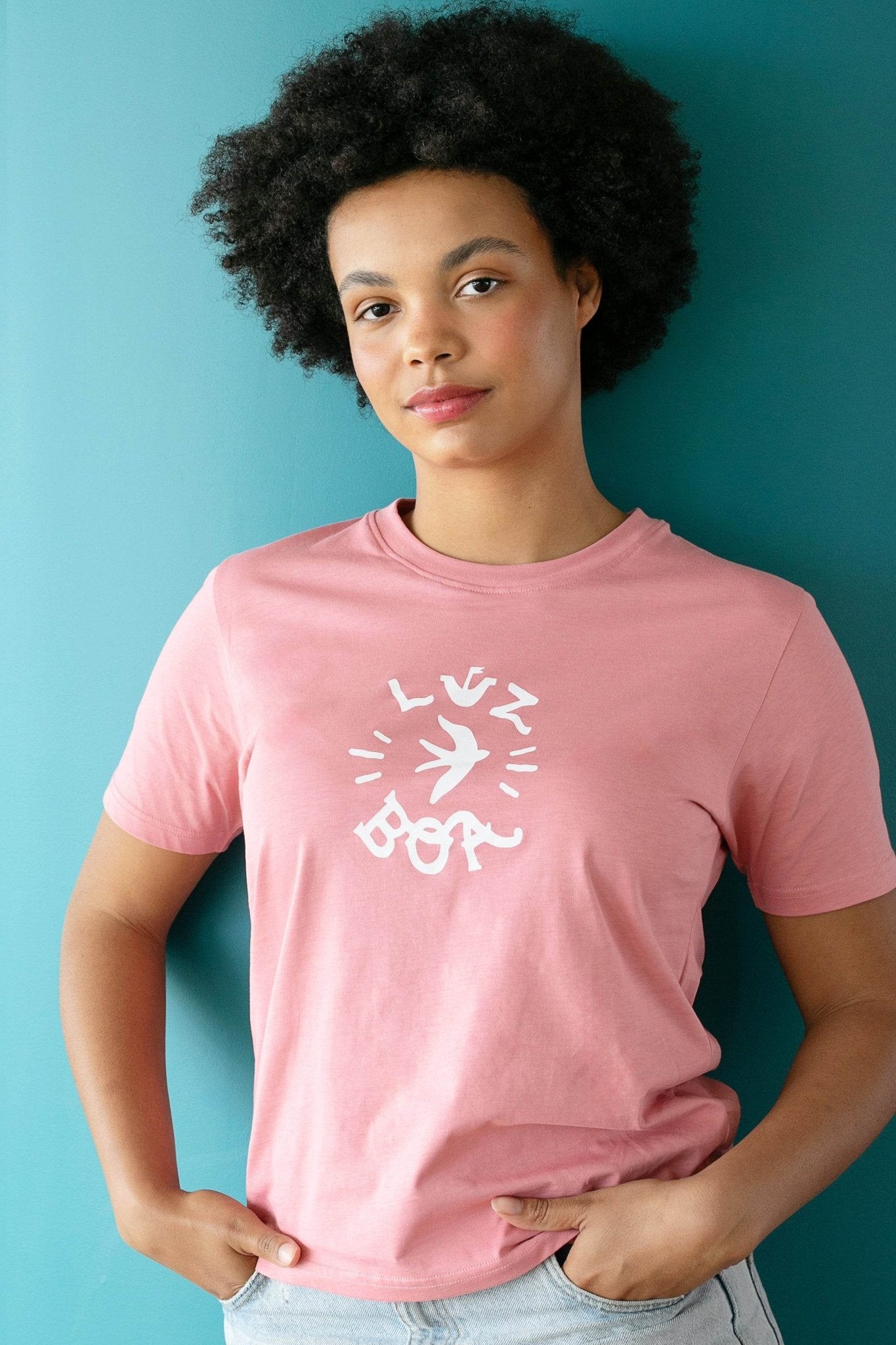 T-shirt Luz Boa - Madelana A Janela