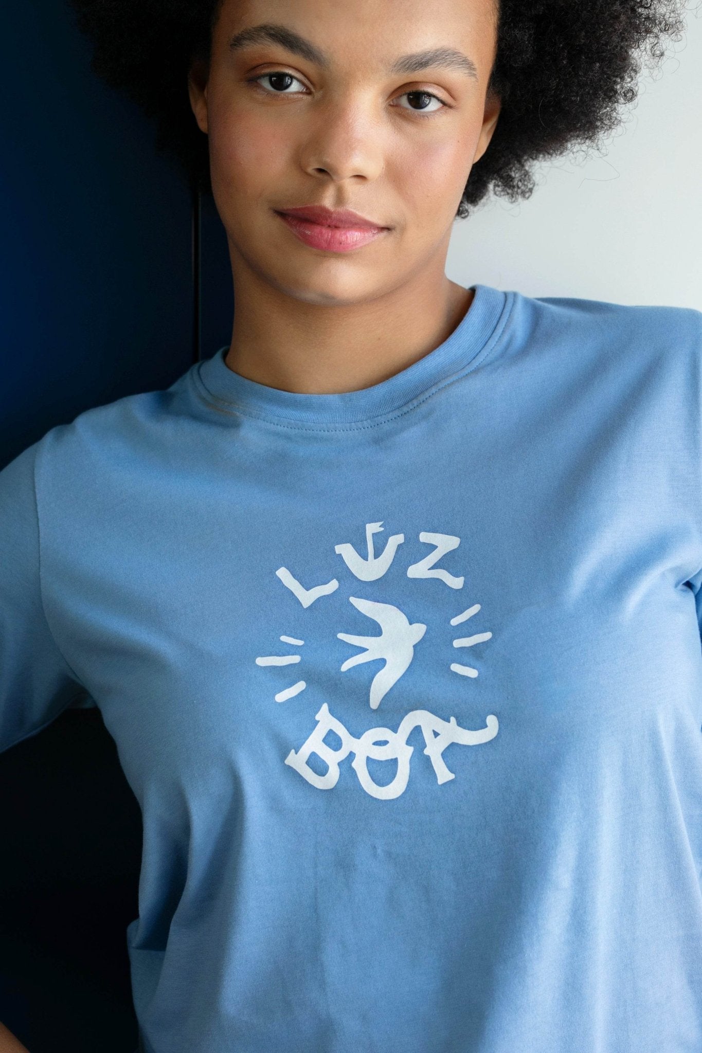 T-shirt Luz Boa - Madelana A Janela