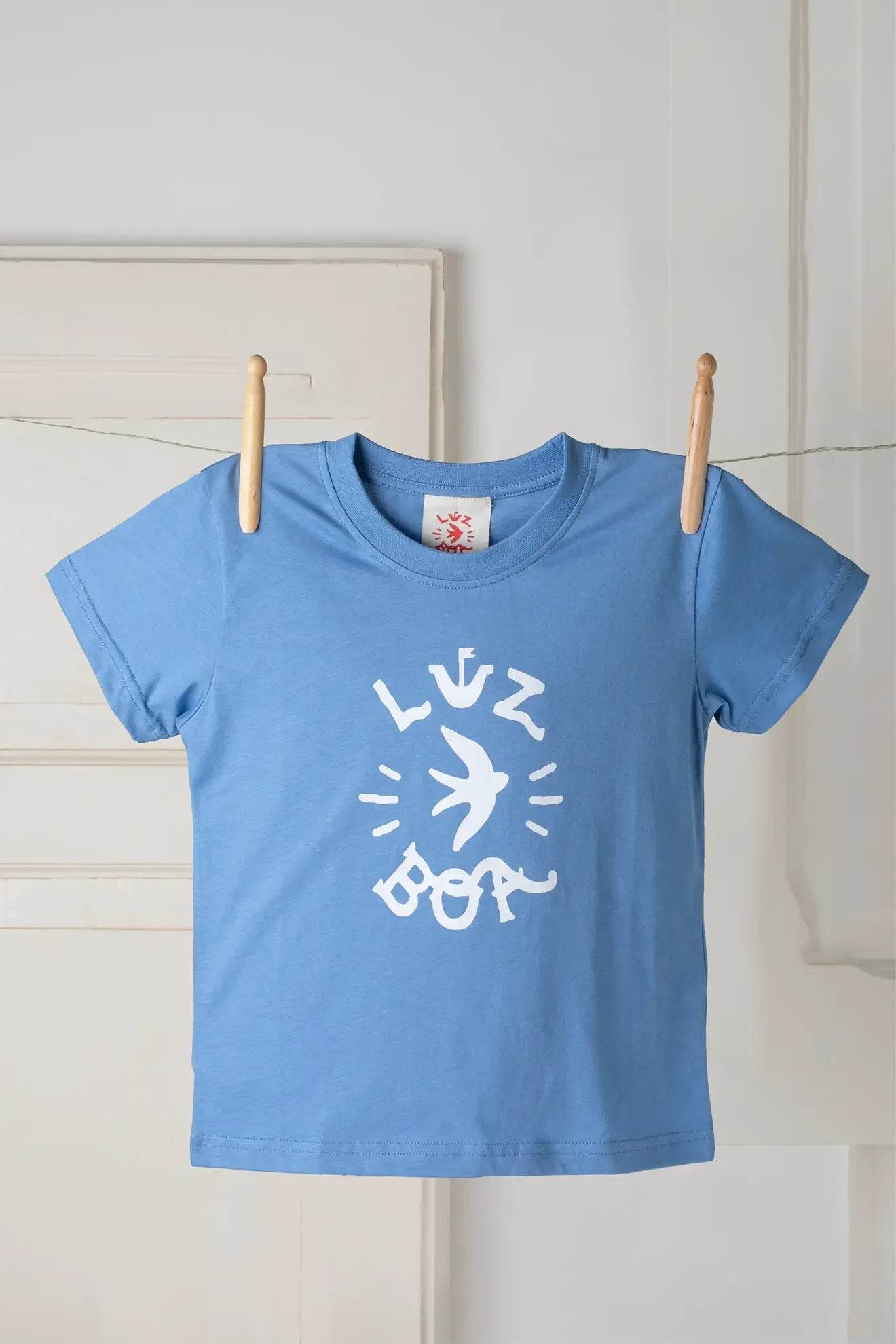 T-shirt Unissexo em Algodão Orgânico - Madelana A Janela