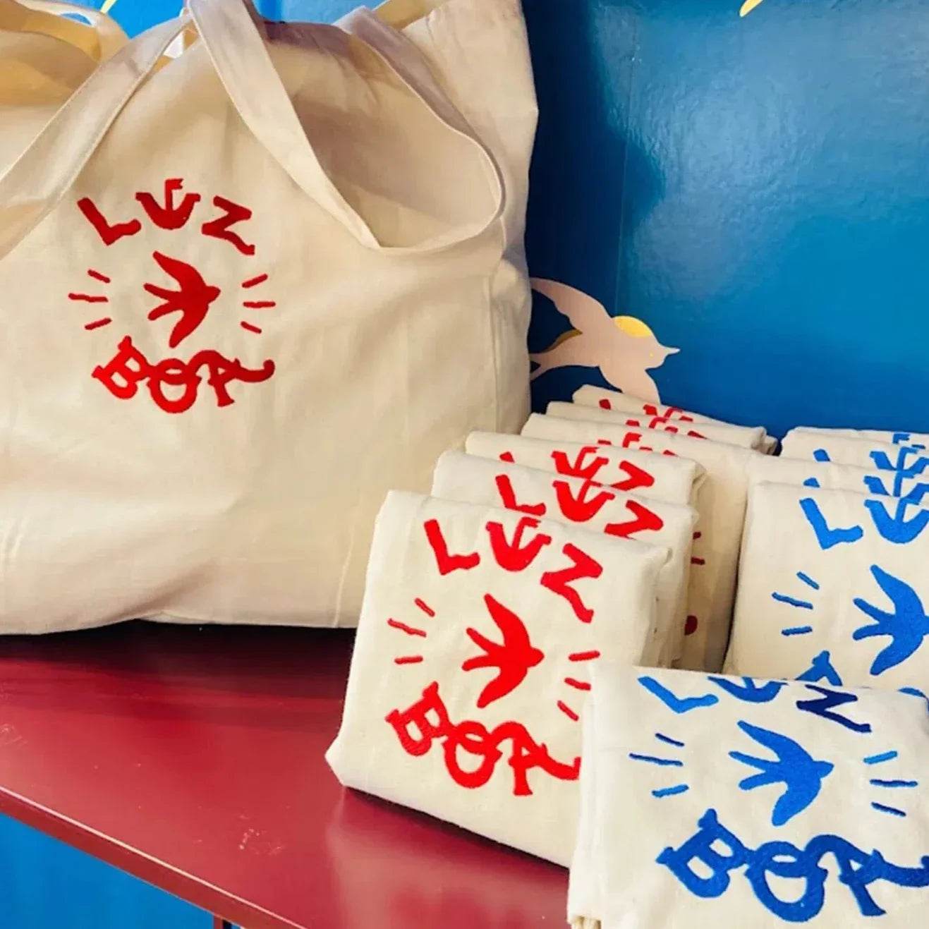 Tote Bags Bordados - Madelana A Janela