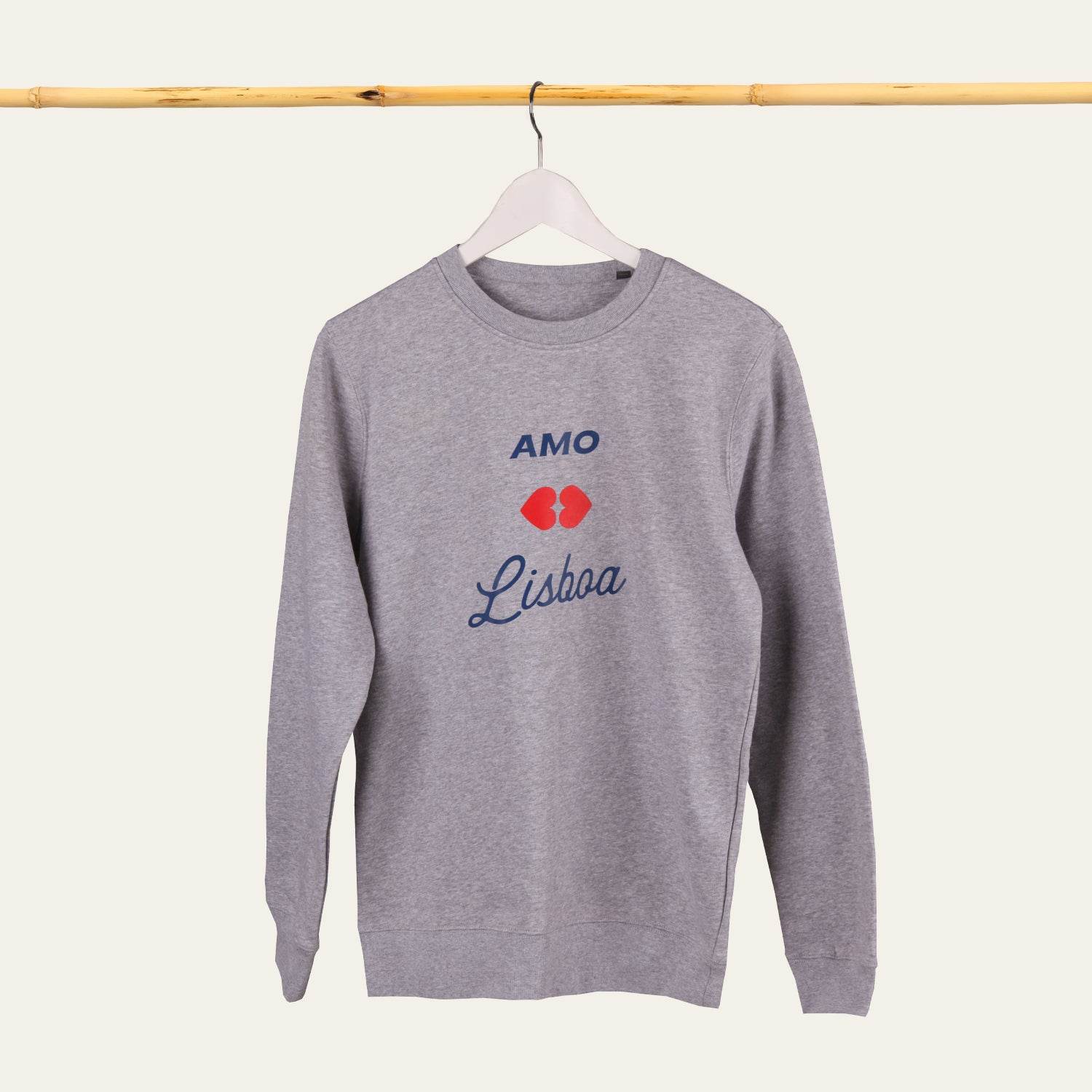 Sweatshirt “Amo Lisboa” – Edição Especial - Madelana A Janela
