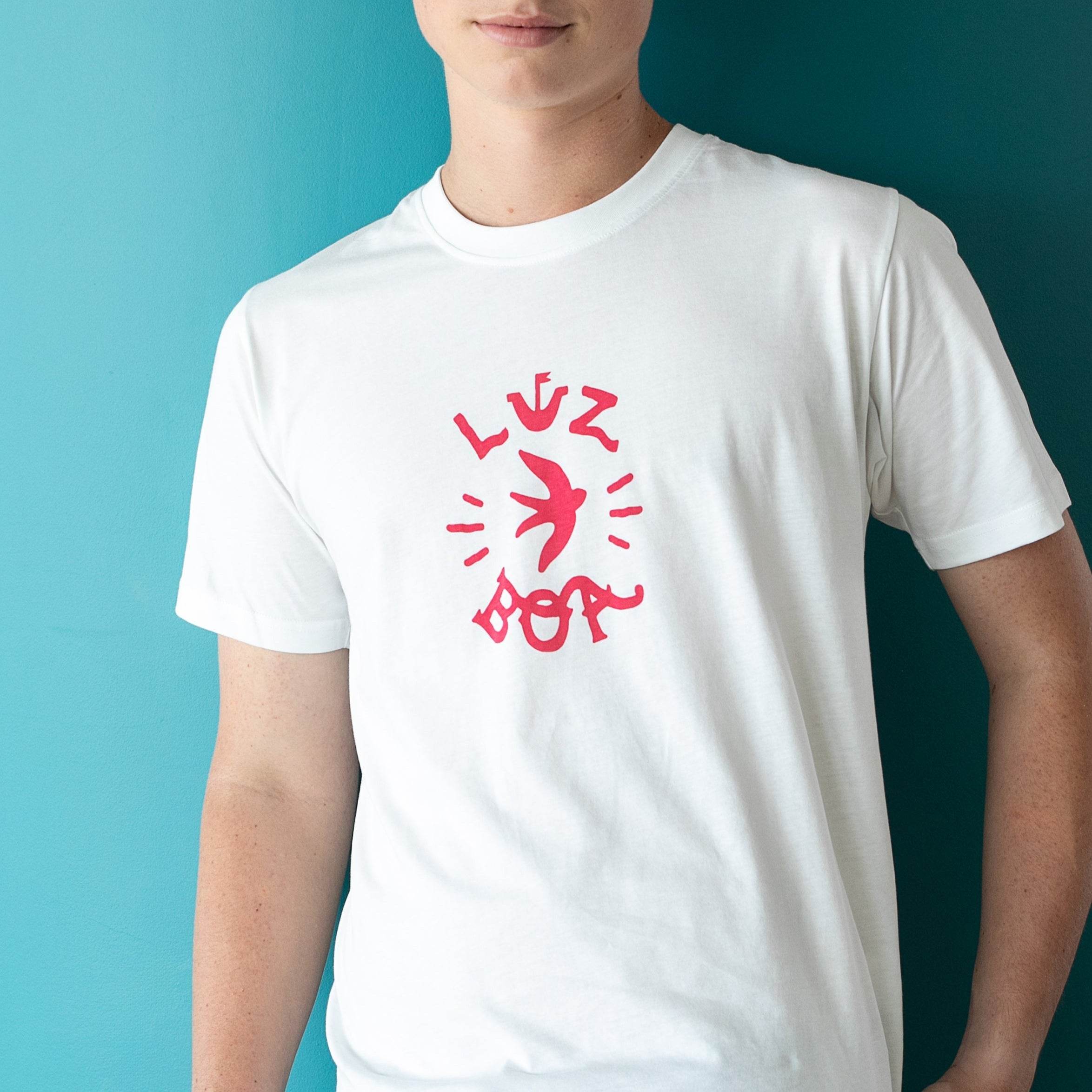 T-shirt Luz Boa - Madelana A Janela