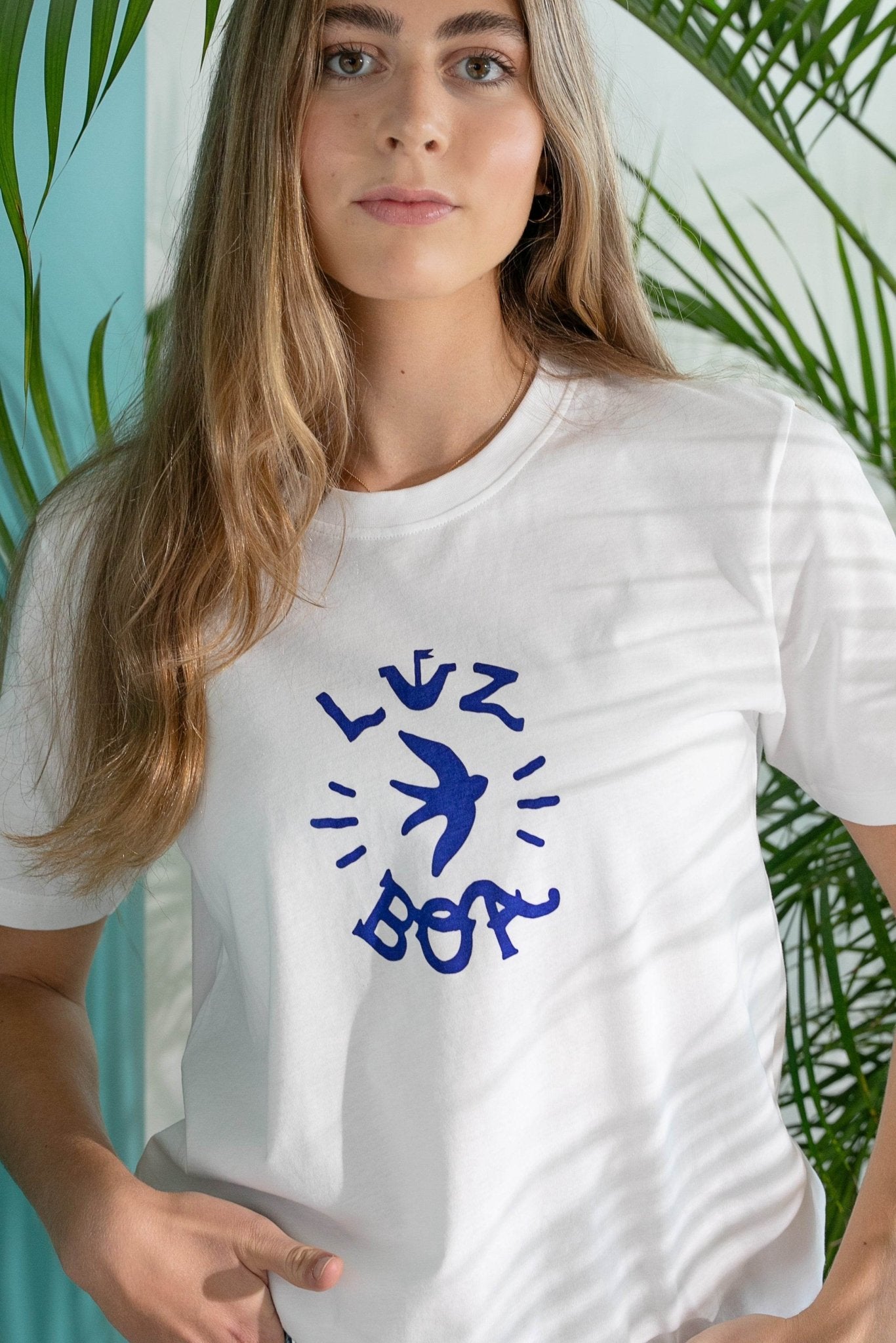 T-shirt Luz Boa - Madelana A Janela