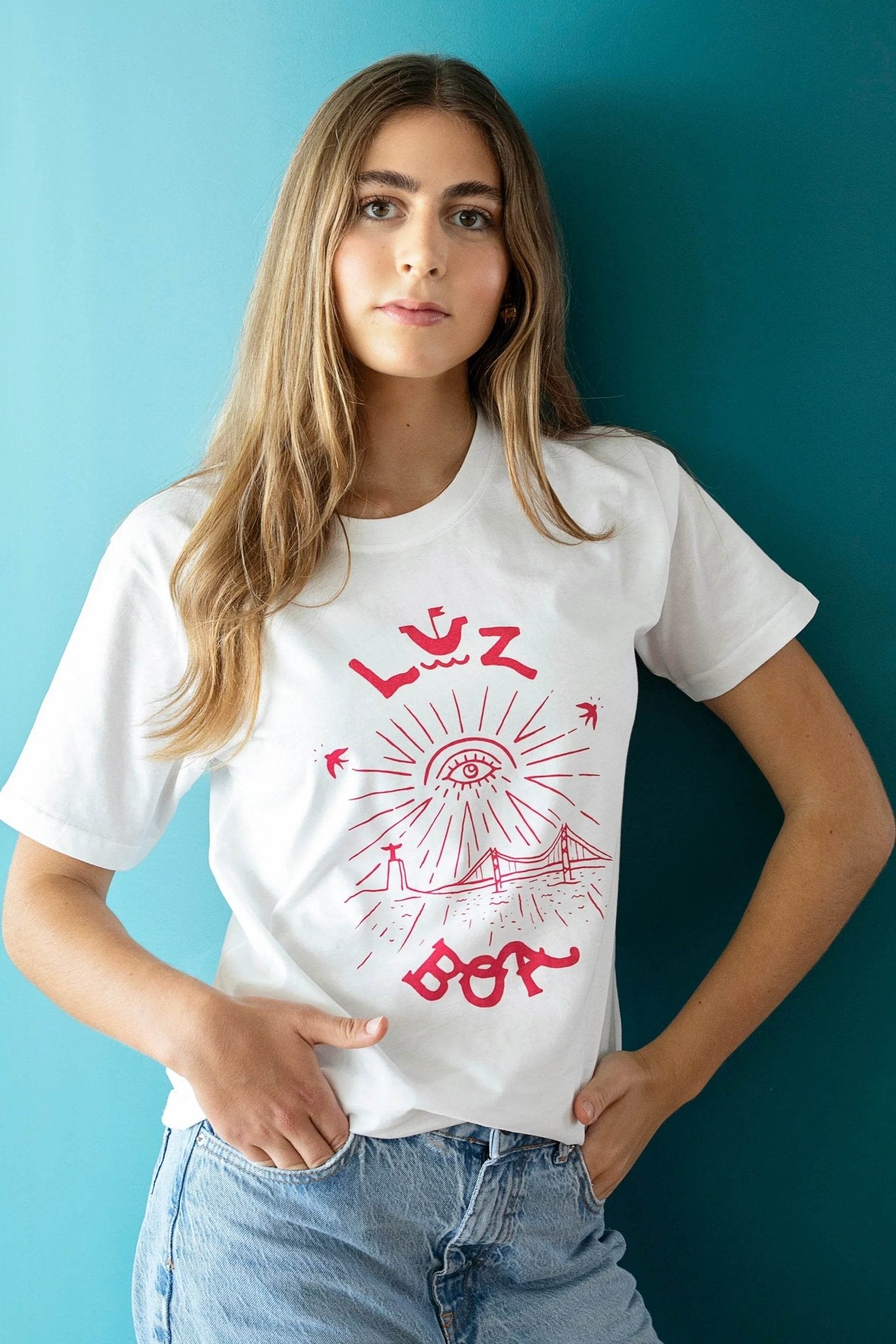T-shirt Cidade Da Luz - Madelana A Janela