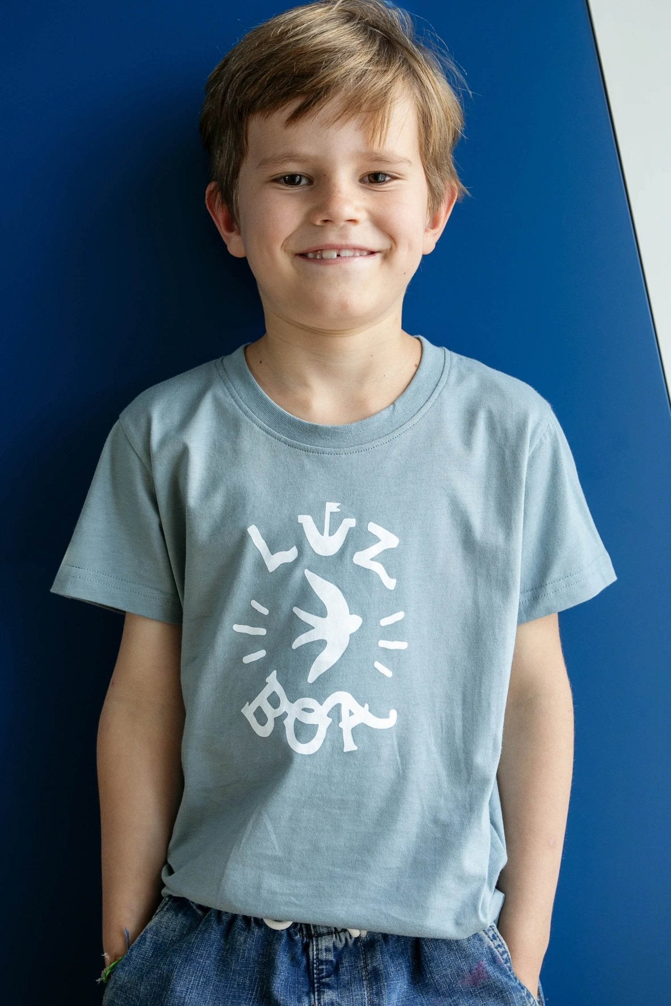 T-shirt Unissexo em Algodão Orgânico - Madelana A Janela