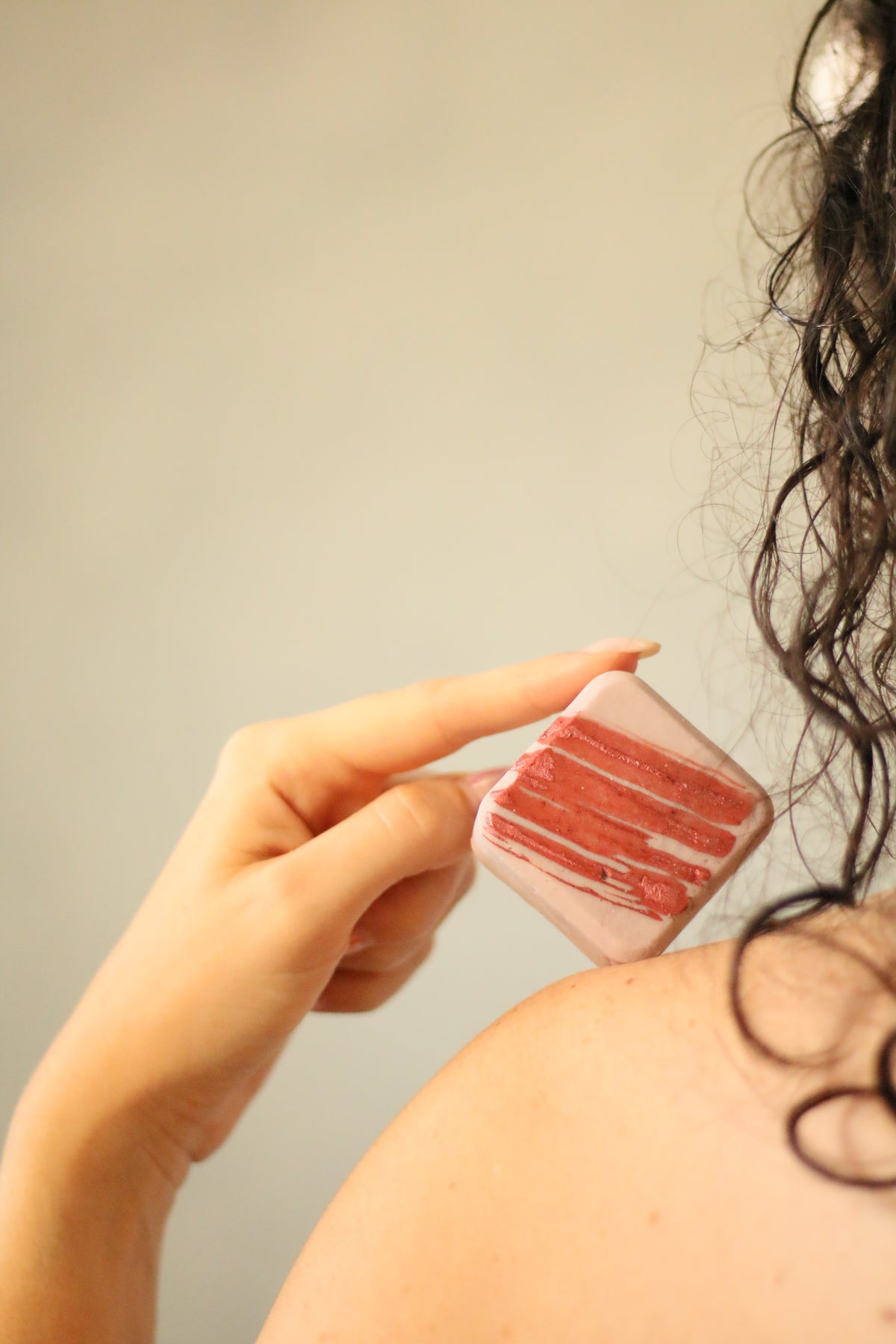 Gel de Banho Sólido Cherry — 100% Natural e Sustentável | MUSA