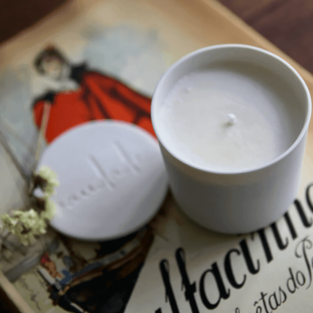 Velas perfumadas em pote de cerâmica SAUDADE Figueira - Madelana A Janela