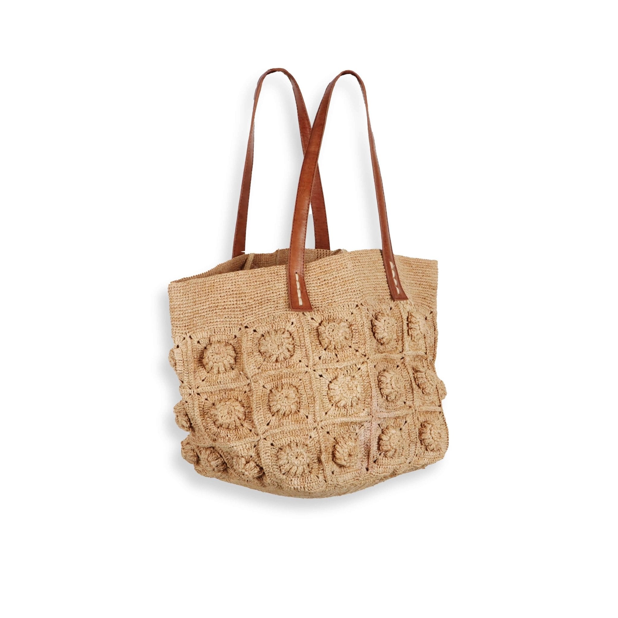 Sac "Soledade" – Panier en raphia avec points en relief
