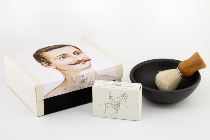 Bigodes - Conjunto de sabonete, pincel e taça - Madelana A Janela